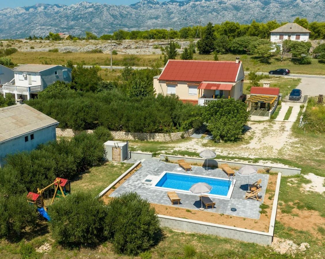 Family Friendly Apartments With A Swimming Pool Rtina - Stosici, Zadar - 21450 Екстериор снимка